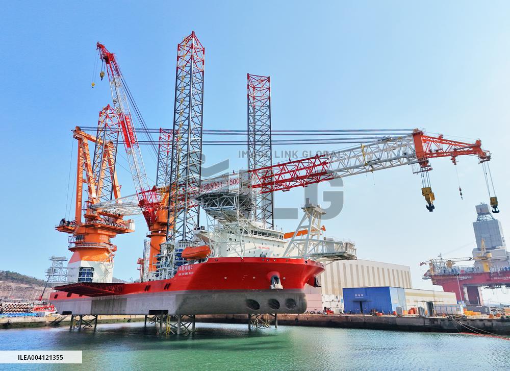 China-made Fourth-generation self-lifting Self-propelled Wind Power Installation Ship Delivery