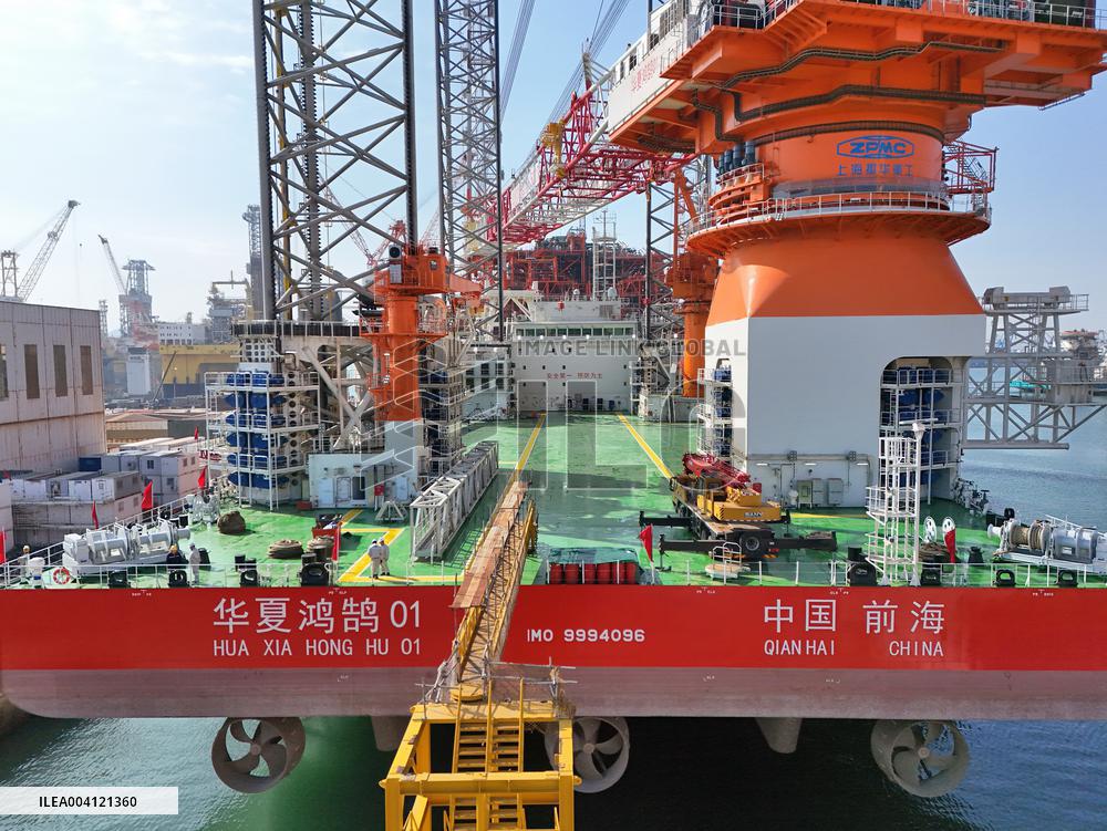 China-made Fourth-generation self-lifting Self-propelled Wind Power Installation Ship Delivery