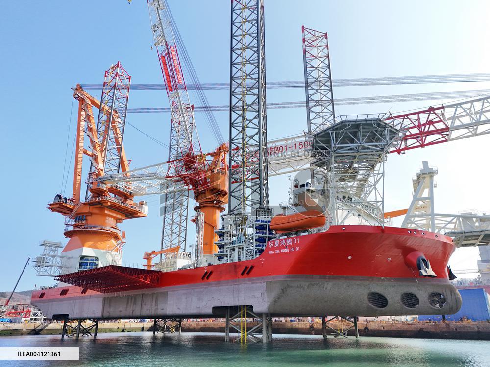 China-made Fourth-generation self-lifting Self-propelled Wind Power Installation Ship Delivery