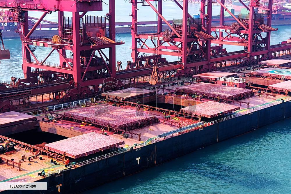 Imported Iron Ore in Qingdao Port