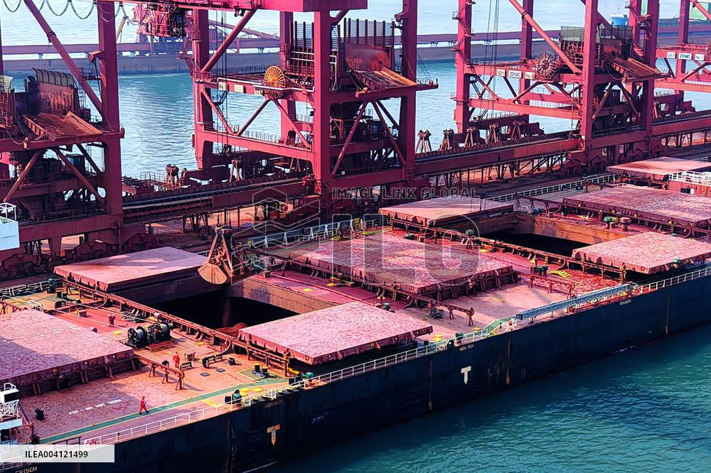 Imported Iron Ore in Qingdao Port