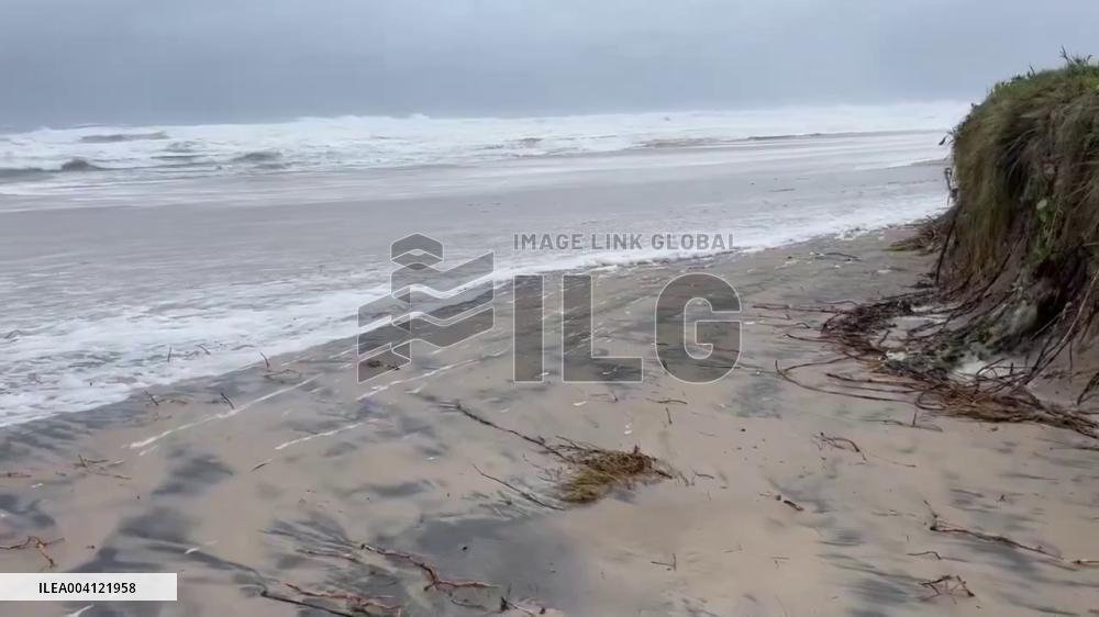 Australia: TC Alfred Brings Rain and Winds Ahead of Anticipated Landfall 4