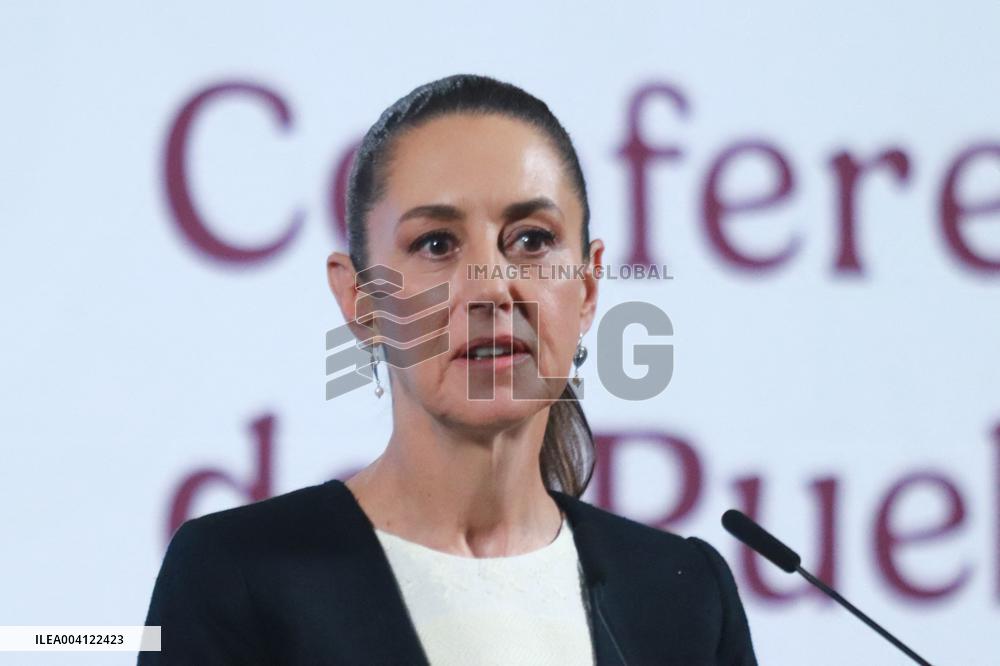 Mexico's President Holds Meeting on Tariffs Imposed Trump - Mexico