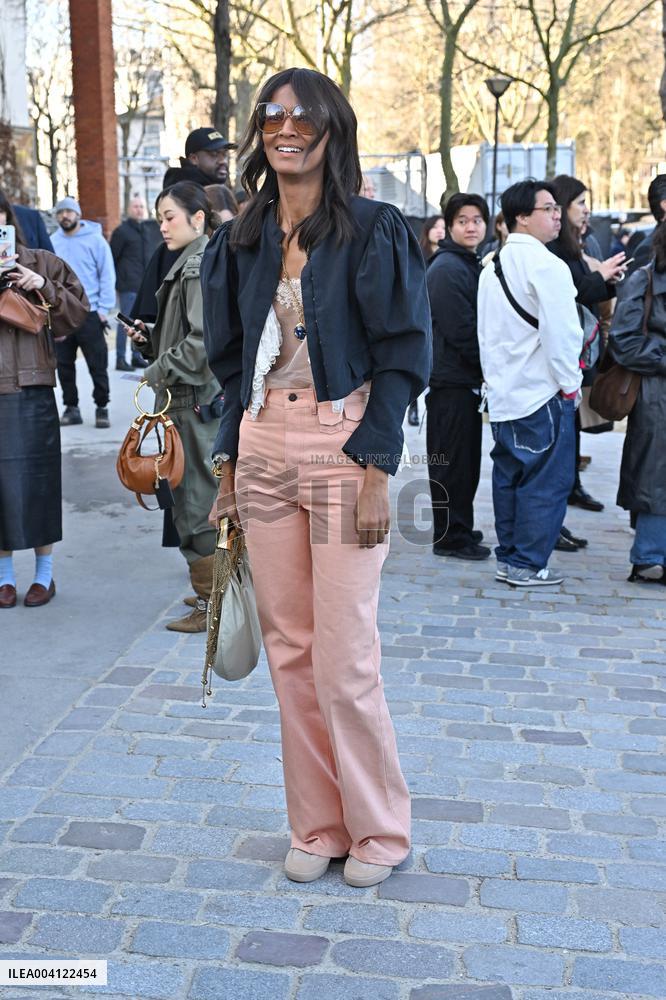 PFW Chloe Outside Arrivals