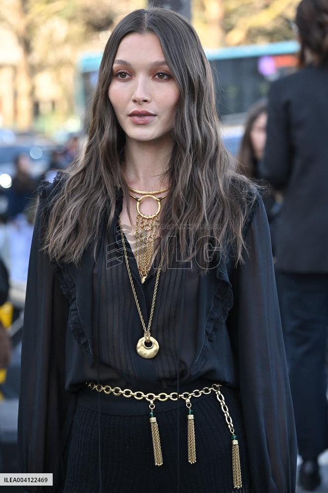 PFW Chloe Outside Arrivals