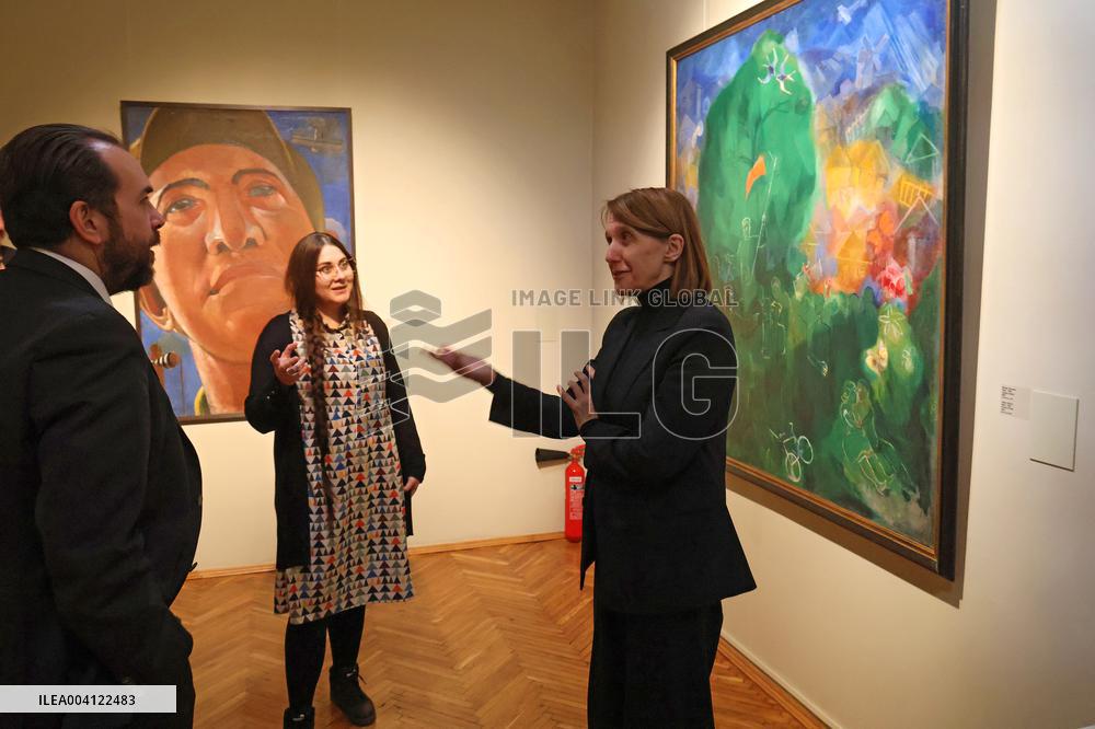 Polands Culture Minister visits Ukraines National Art Museum in Kyiv