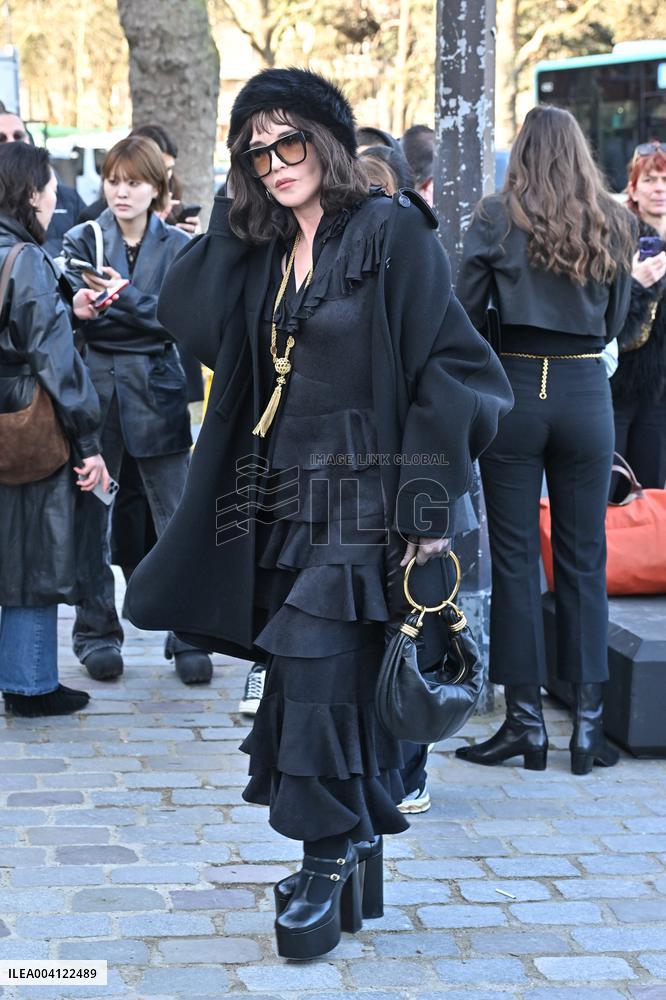 PFW Chloe Outside Arrivals