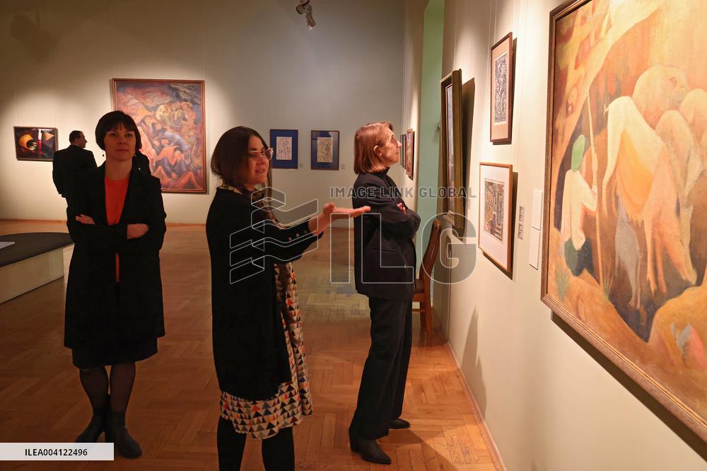 Polands Culture Minister visits Ukraines National Art Museum in Kyiv