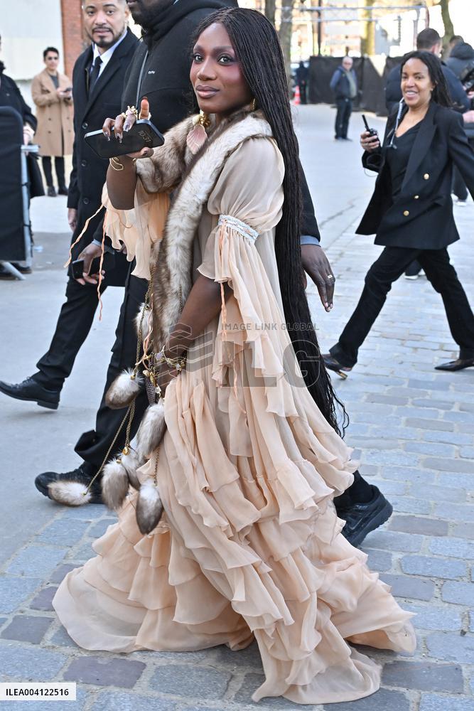 PFW Chloe Outside Arrivals