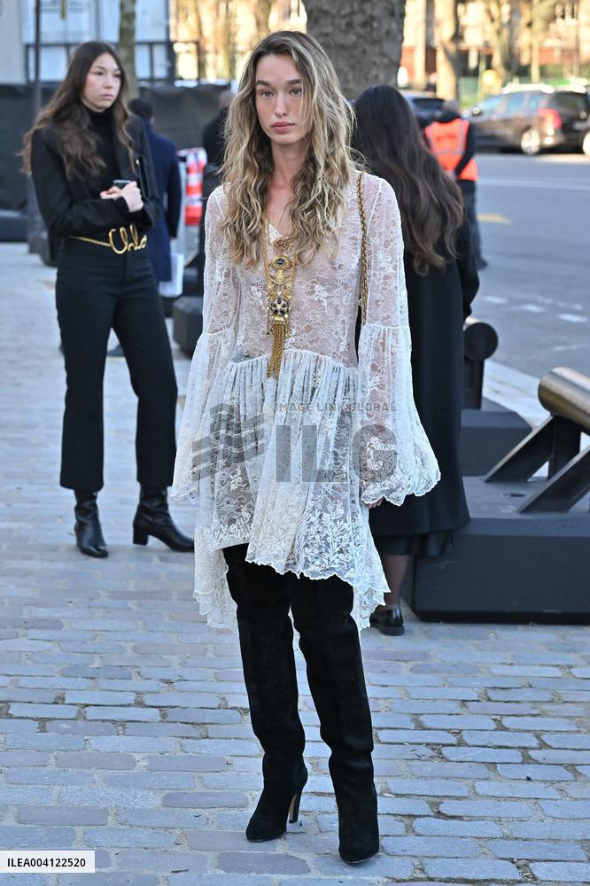 PFW Chloe Outside Arrivals