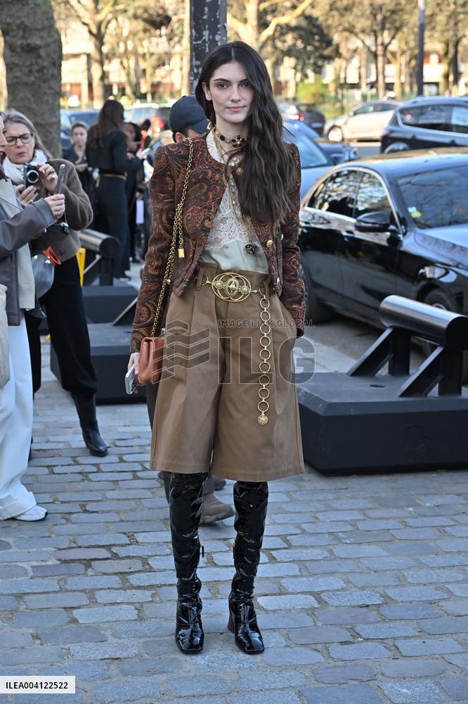 PFW Chloe Outside Arrivals