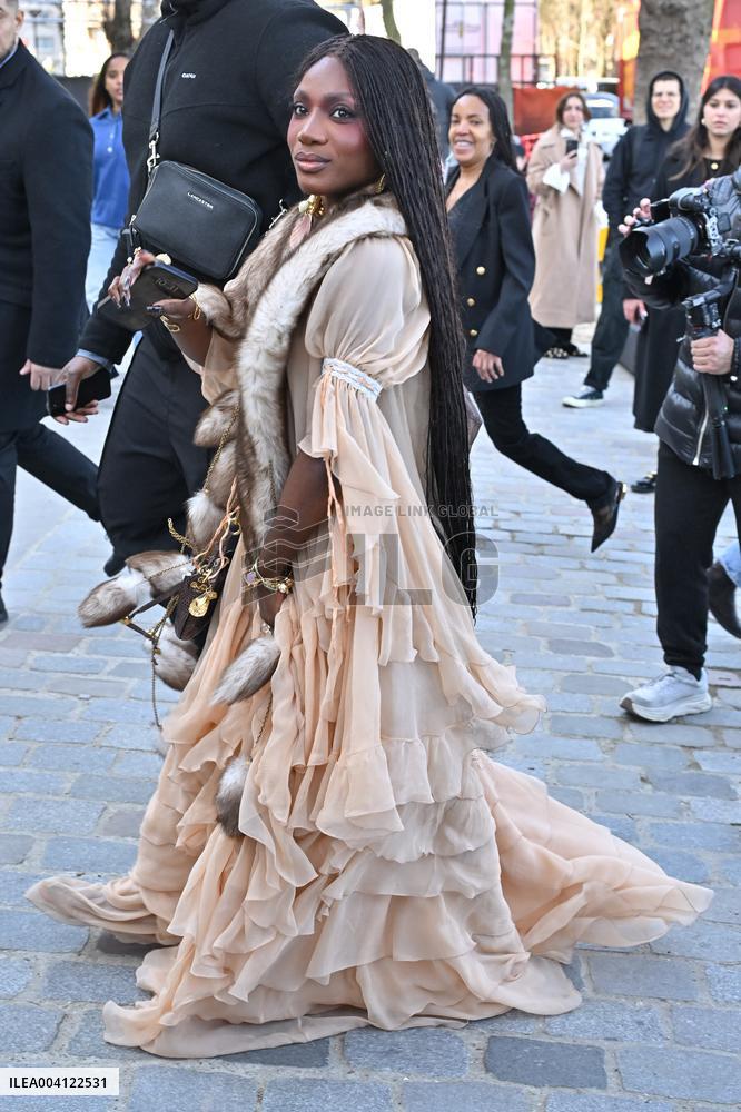 PFW Chloe Outside Arrivals