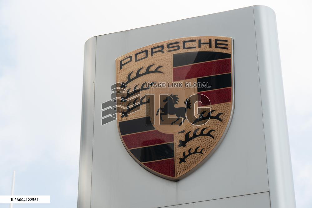 Porsche Centre in Shanghai
