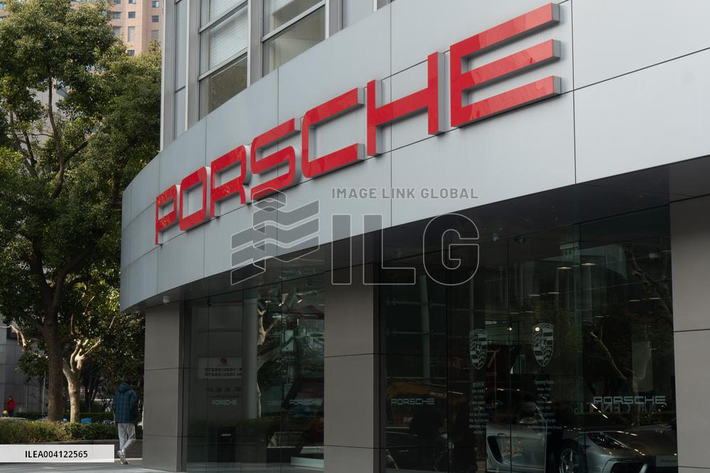 Porsche Centre in Shanghai