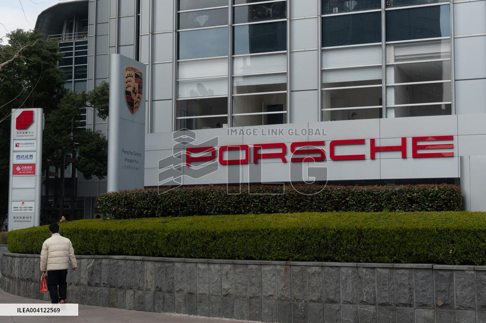 Porsche Centre in Shanghai