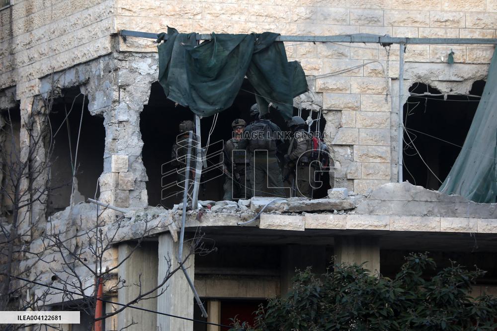 The Israeli Army Blew up Two Homes - Hebron