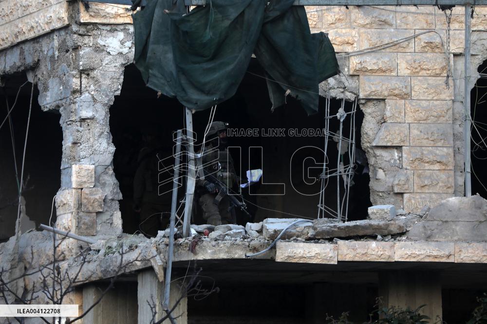 The Israeli Army Blew up Two Homes - Hebron