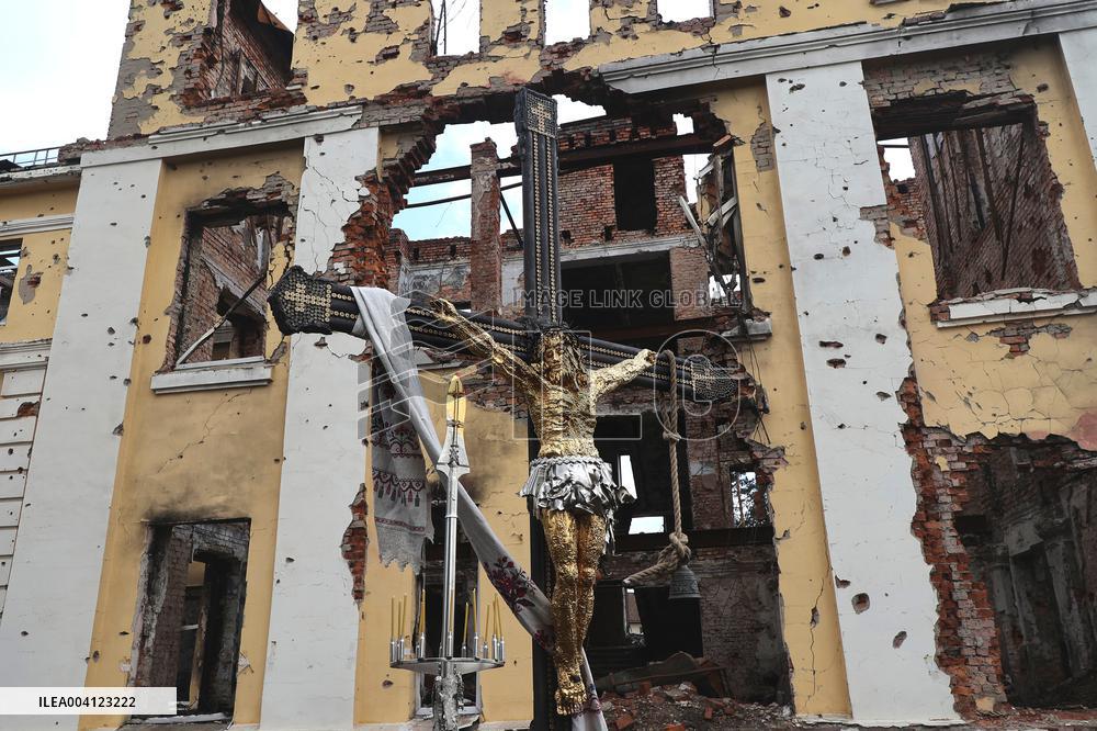 Cross of Peace in Kharkiv and Bohodukhiv