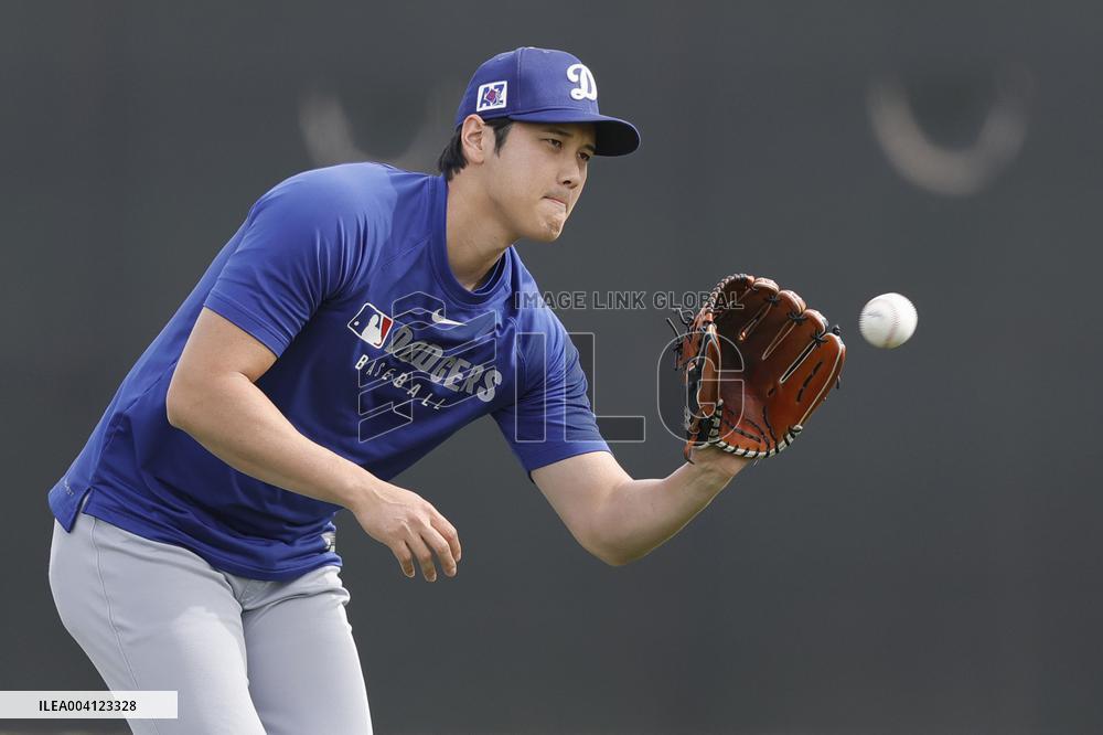 Baseball: MLB spring training