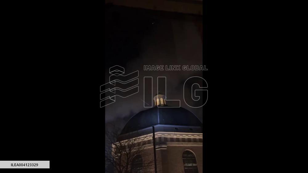 Netherlands: Massive Fire Erupts at Historic Center of Arnhem, Prompting Evacuations 4