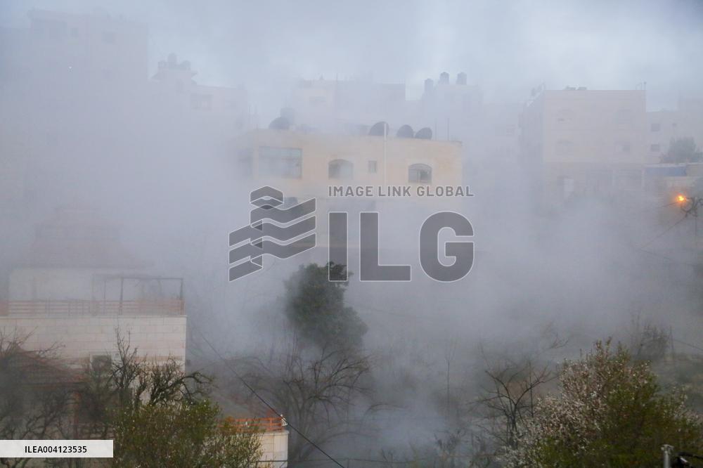 Israeli Forces Demolish Homes - Hebron