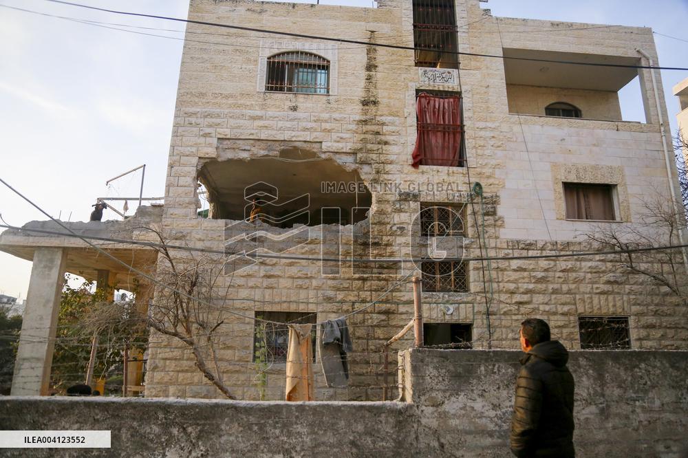 Israeli Forces Demolish Homes - Hebron