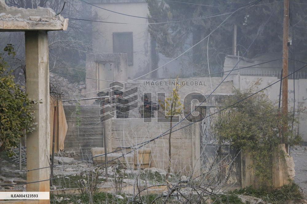 Israeli Forces Demolish Homes - Hebron