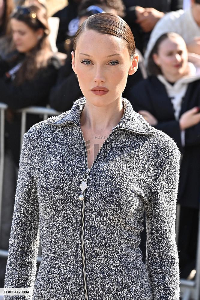 PFW Rabanne Outside Arrivals
