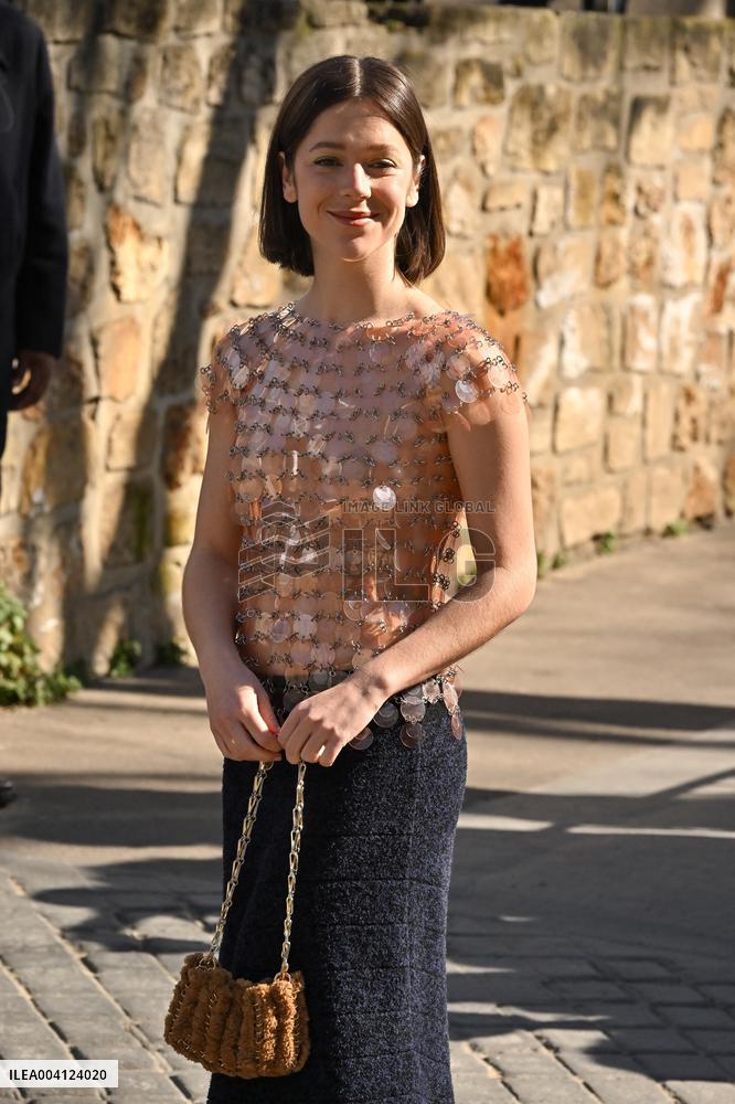 PFW Rabanne Outside Arrivals