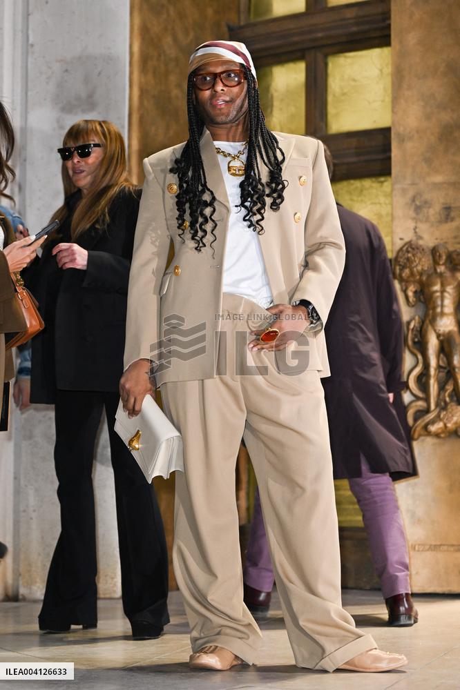 PFW Schiaparelli Arrivals