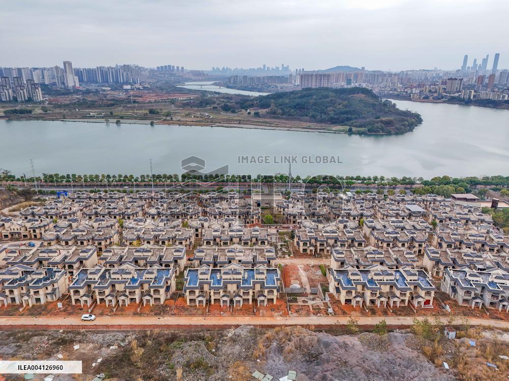 Vacant Villa Buildings in Nanning