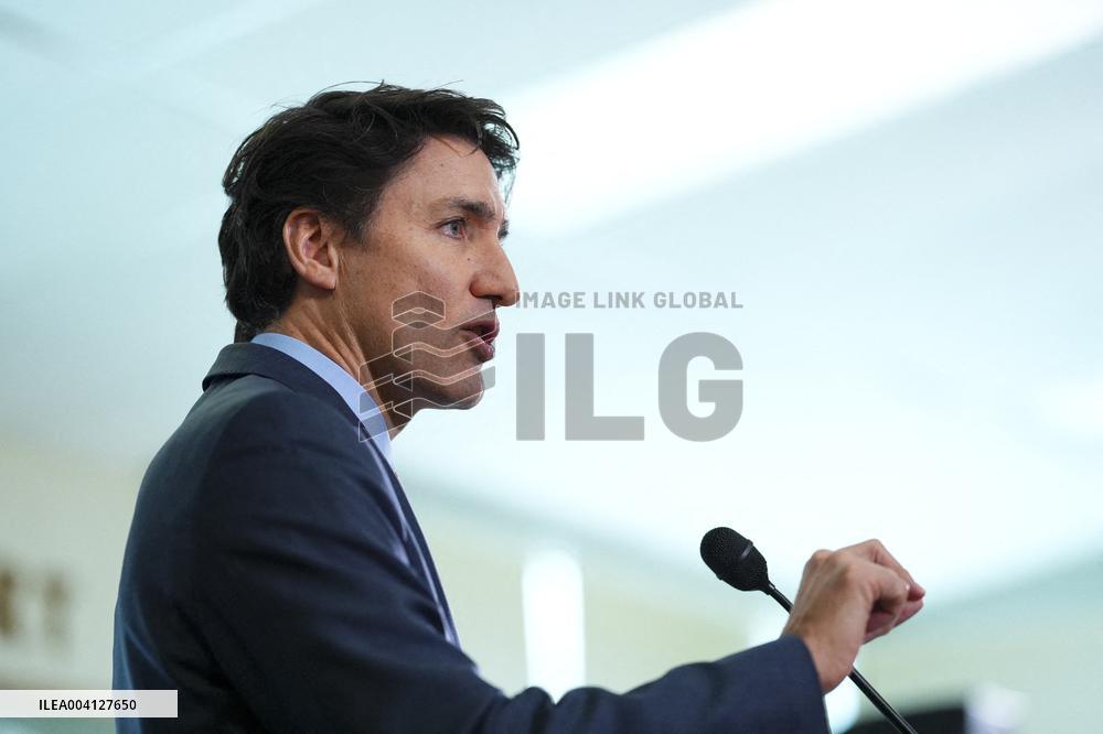 Justin Trudeau In Tears At A Press Conference - Ottawa