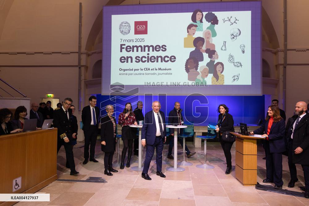 PM Bayrou Takes Part In A Meeting About Women In Science - Paris