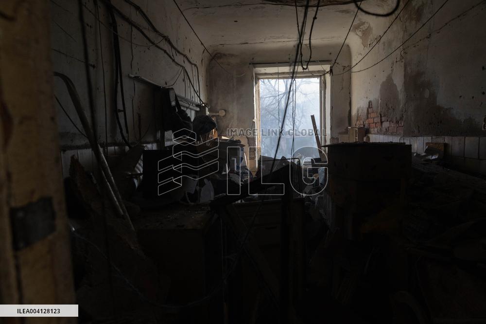 Russian Strike Hits Civilian Facility - Kharkiv