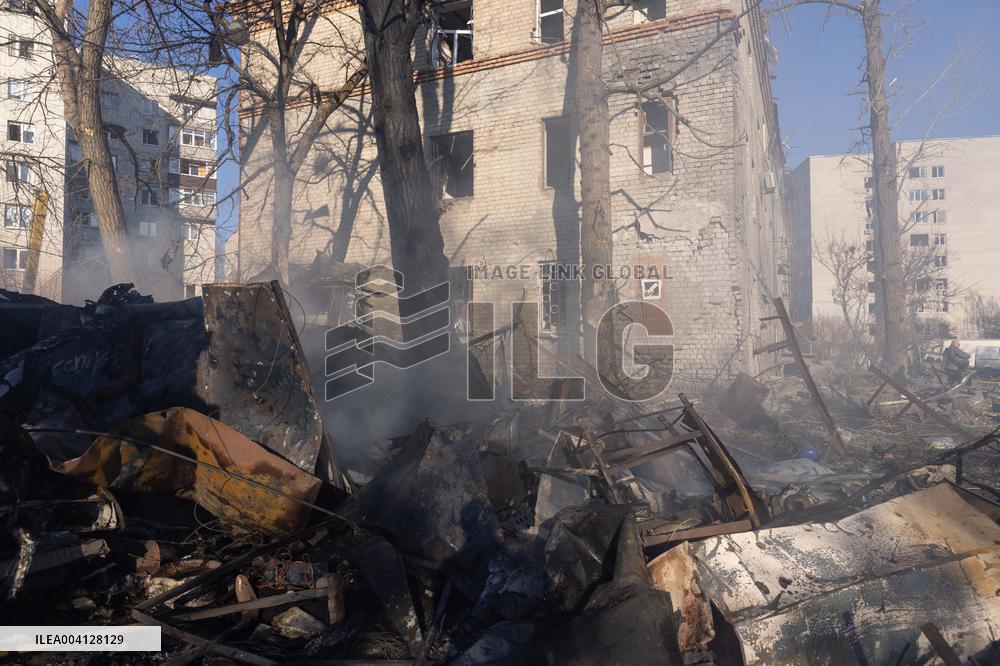 Russian Strike Hits Civilian Facility - Kharkiv