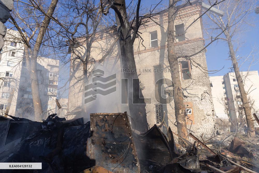 Russian Strike Hits Civilian Facility - Kharkiv