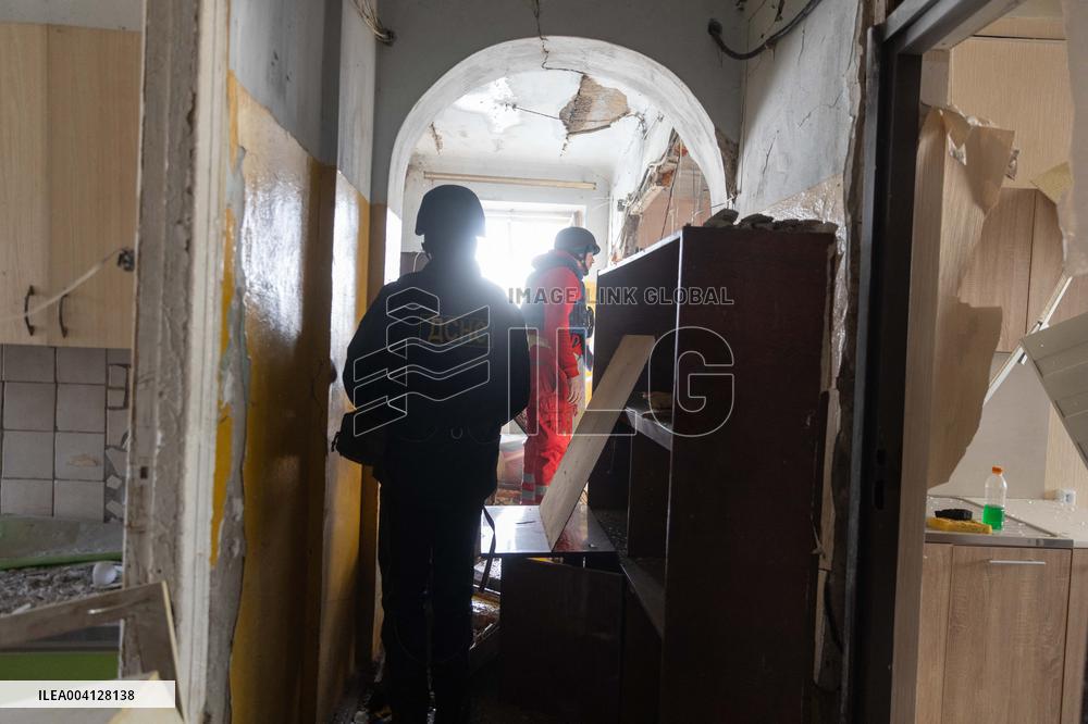Russian Strike Hits Civilian Facility - Kharkiv