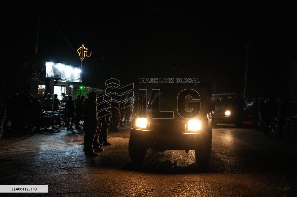 Syrian Fighters Deploy To Fight Assad Loyalists - Syria