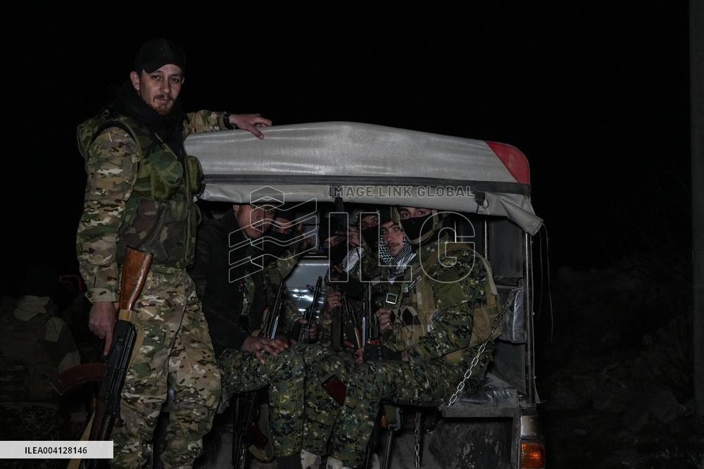 Syrian Fighters Deploy To Fight Assad Loyalists - Syria