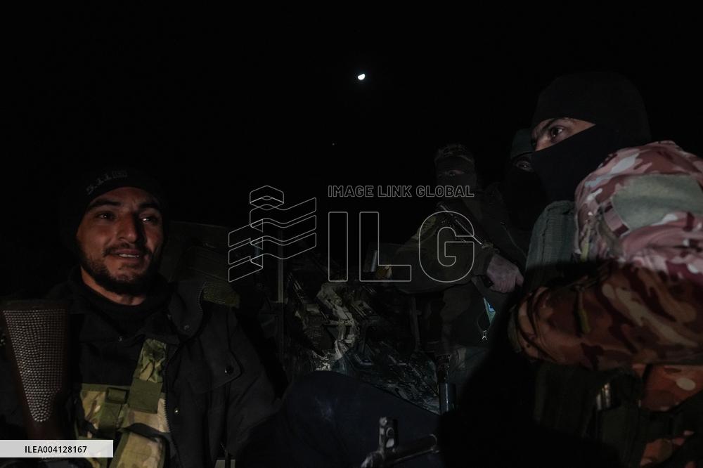 Syrian Fighters Deploy To Fight Assad Loyalists - Syria