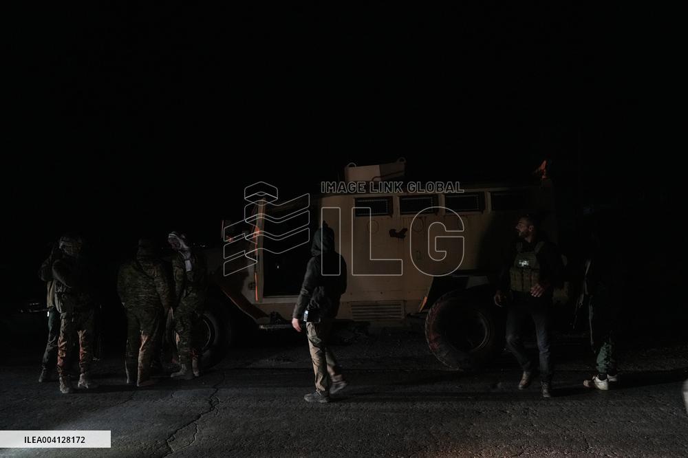 Syrian Fighters Deploy To Fight Assad Loyalists - Syria