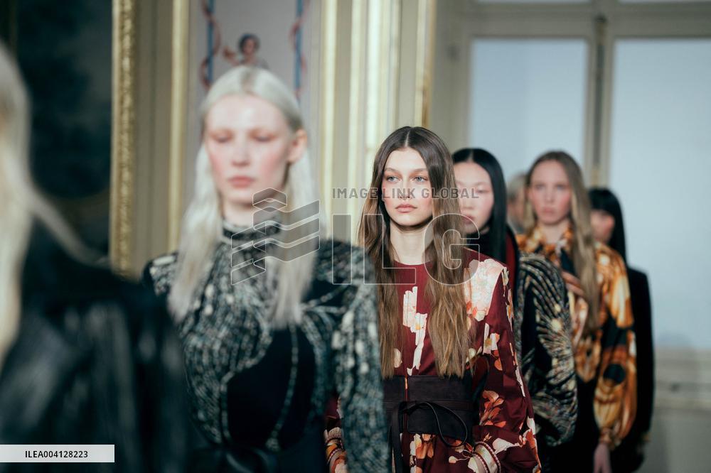 PFW - Leonard Runway