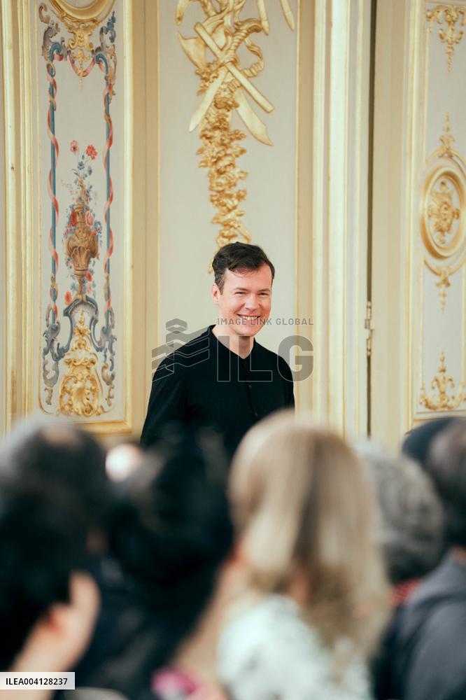 PFW - Leonard Runway