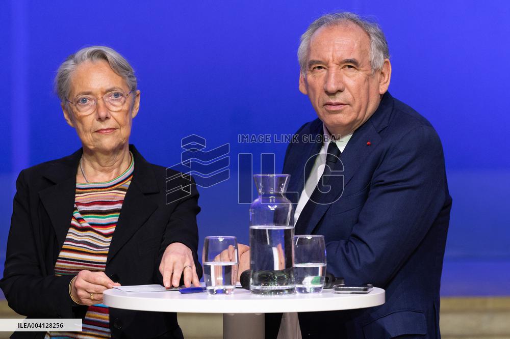 PM Bayrou Takes Part In A Meeting About Women In Science - Paris