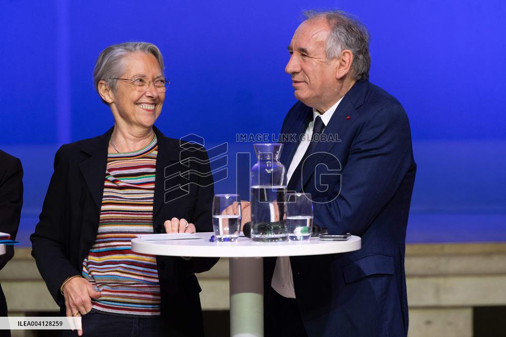 PM Bayrou Takes Part In A Meeting About Women In Science - Paris