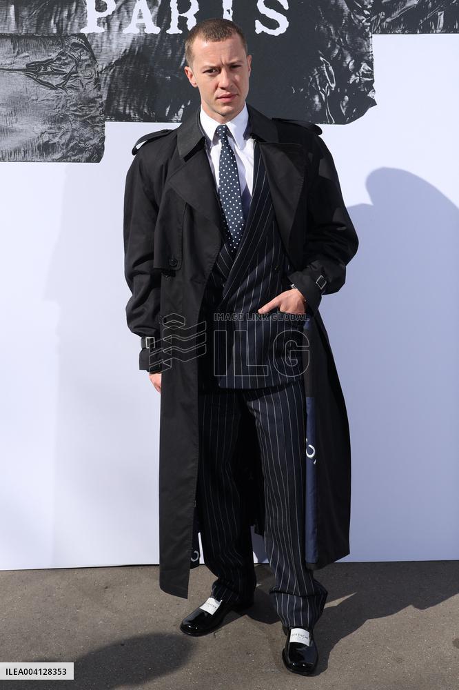PFW Givenchy Photocall