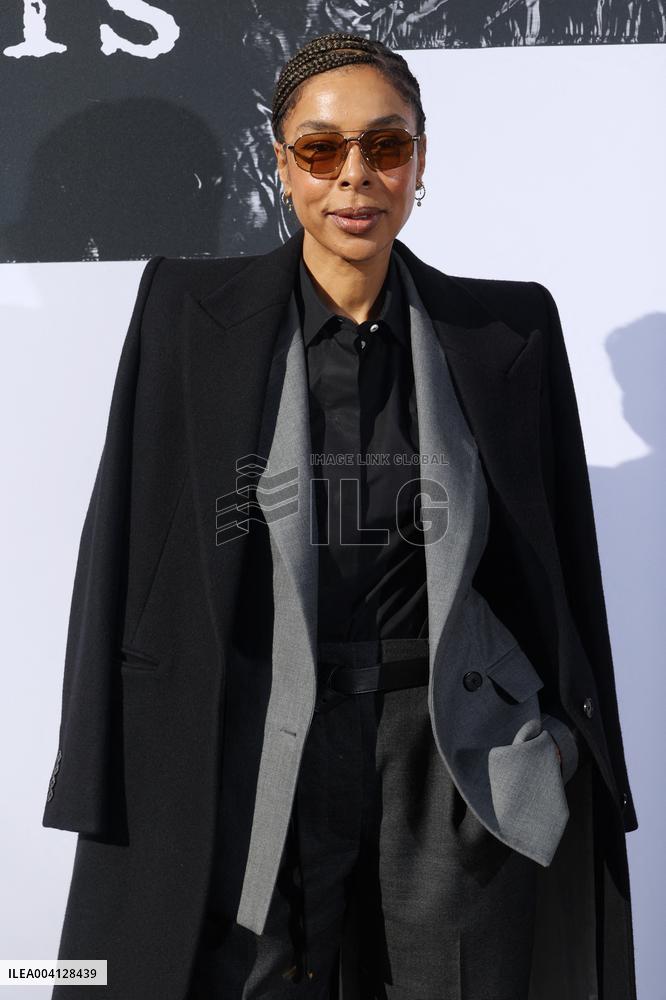 PFW Givenchy Photocall