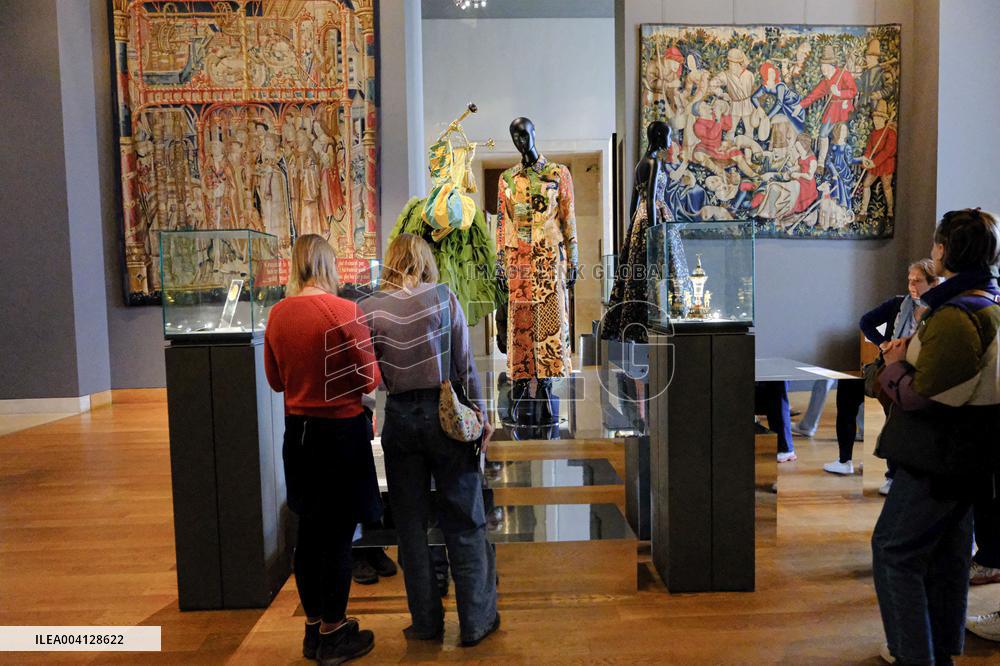 Louvre Couture Exhibition - Paris