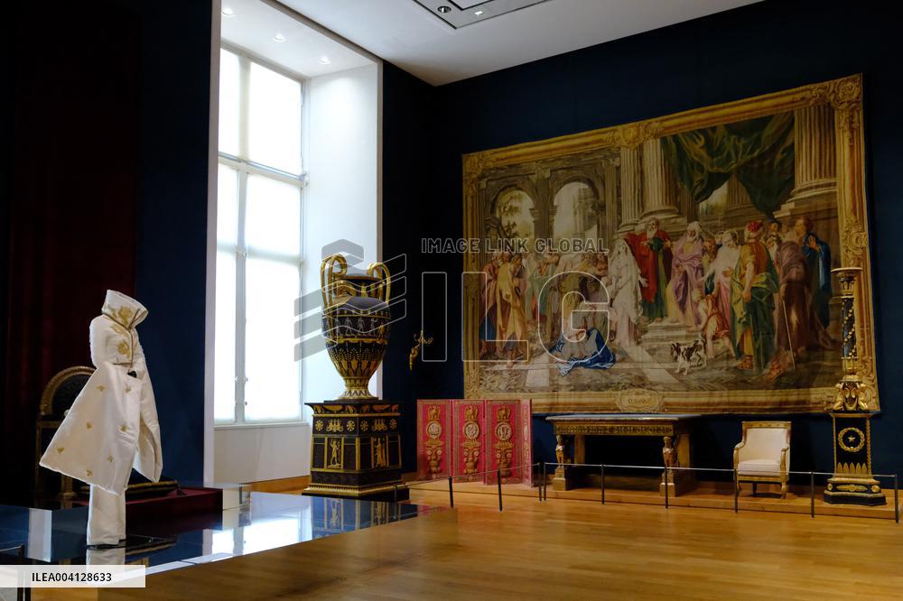 Louvre Couture Exhibition - Paris