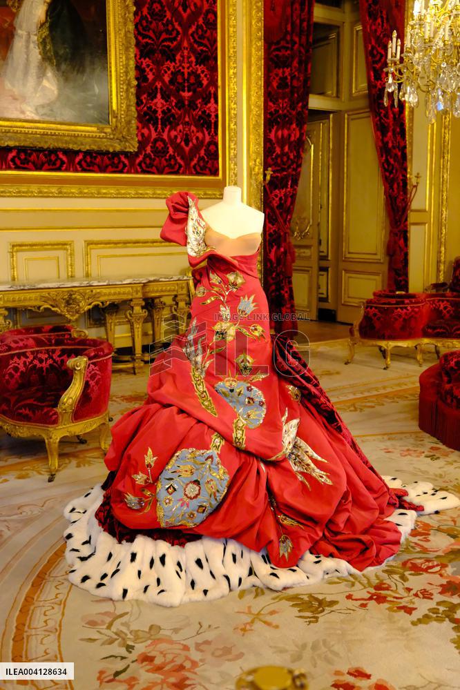 Louvre Couture Exhibition - Paris